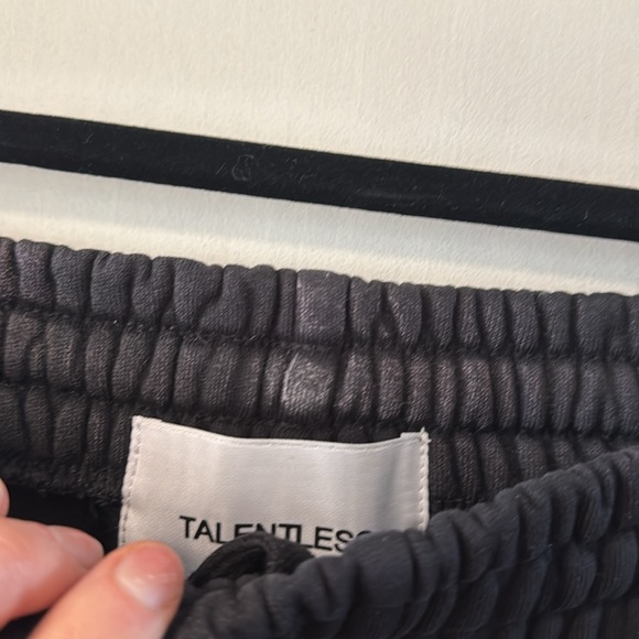 Talentless lightweight sweatpants - Picture 4 of 6